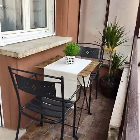 Гостевой дом Vatican 383